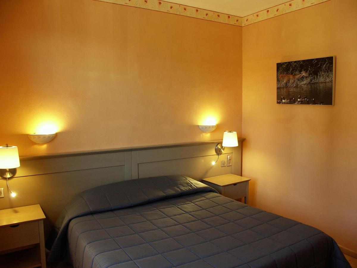 Hotel La Bonne Auberge Мустье-Сент-Мари Экстерьер фото